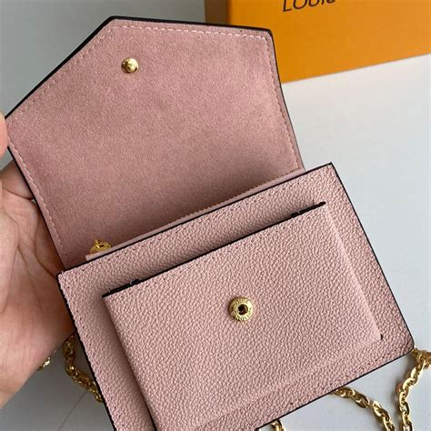 lv pochette mylockme review|Pochette MyLockMe Chain .